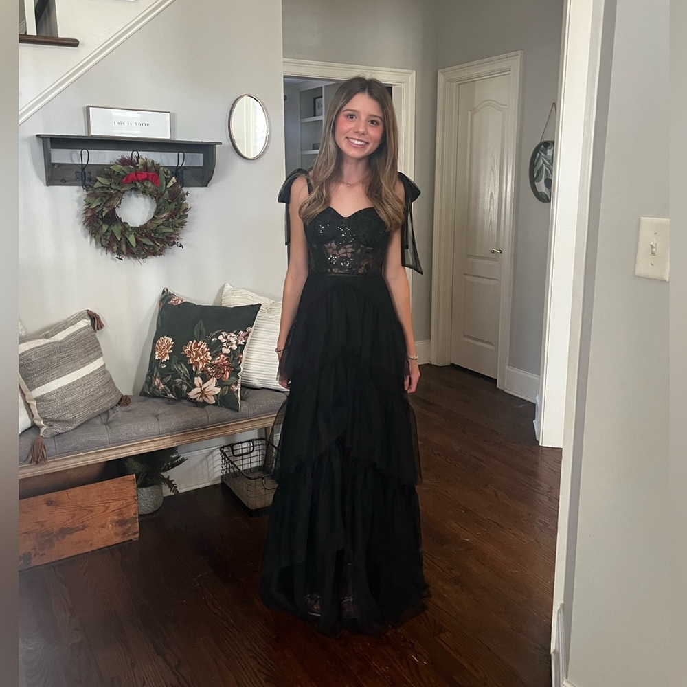 Elegant Black Prom Dress